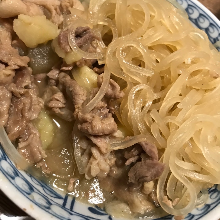 マロニーちゃんと、豚肉、じゃがいものすき焼き煮